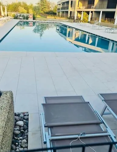 Apartment Poolvision *